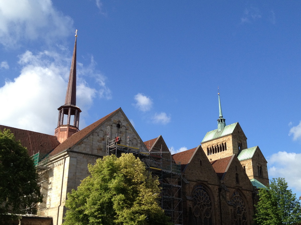 Der Dom zu Minden mit Vierungsturm und Westwerk. Foto: Amtage